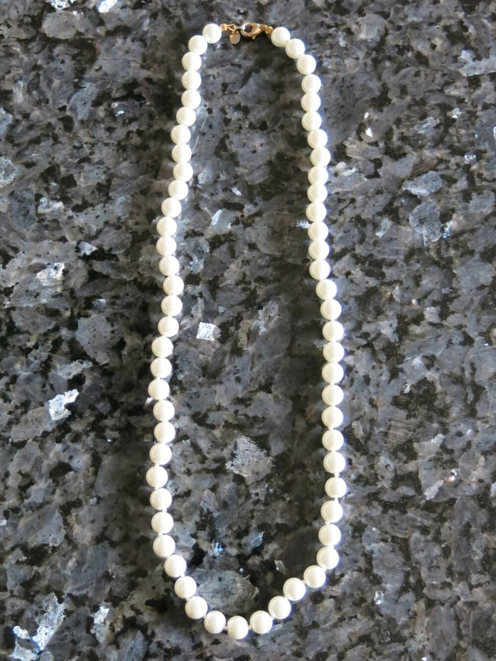 W. Lind Signed 14K GE Clasp Vintage Hand Knotted Faux Glass Pearl Necklace